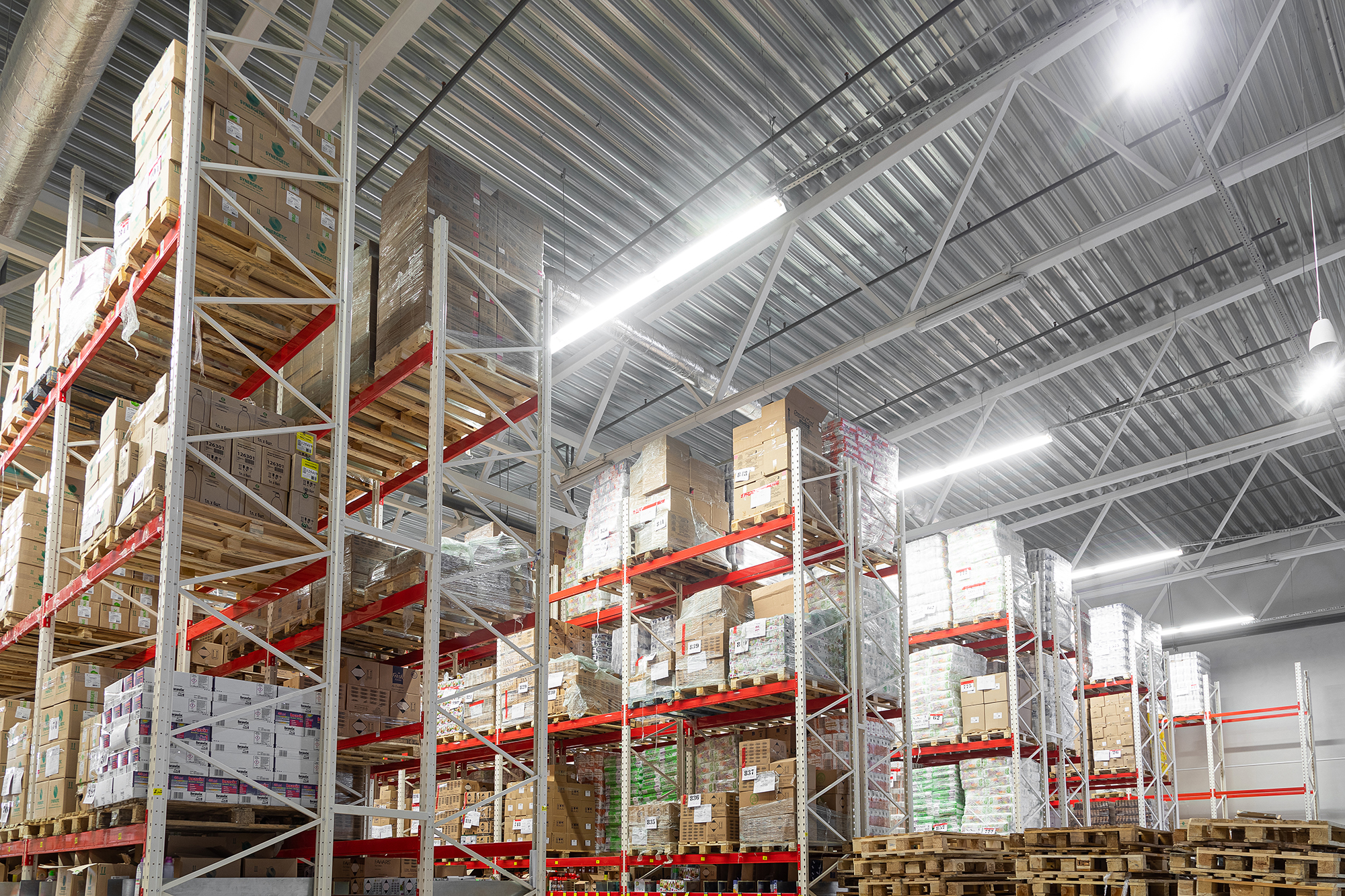 Warehouse-ready commercial lighting solutions at Rhinolux UK